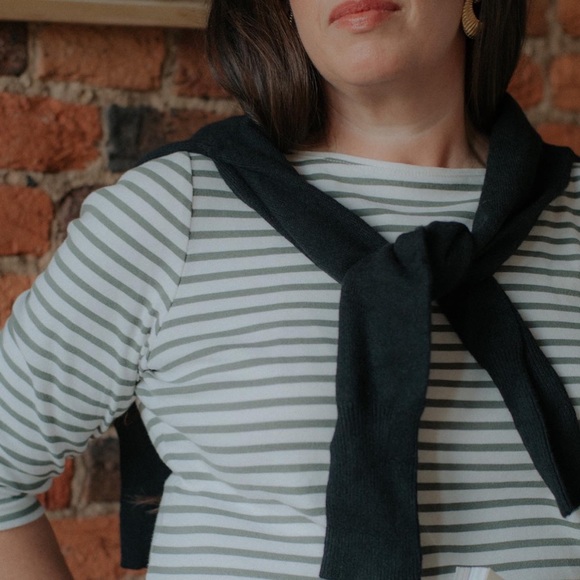 Vintage Black Cashmere Cardigan / French Girl Vibes - Picture 3 of 6